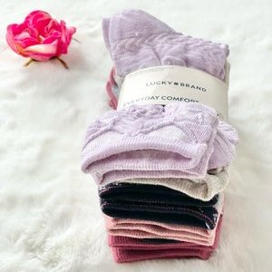 New with tags LUCKY BRAND EVER-DAY COMFORT CREW SOCKS 5 PACK poly spandex mix.